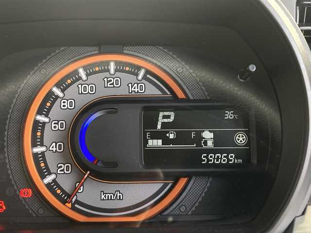 マツダ フレアワゴンタフスタイル ハイブリッドXT 兵庫県 2019(令1)年 5.9万km ピュアホワイトP 8インチメモリーナビ/フルセグTV/CD/DVD/Bluetooth/SD/FM/AM/全方位モニター/ビルトインETC/衝突被害軽減ブレーキ/車線逸脱警報/ヘッドアップディスプレイ/クルーズコントロール/パドルシフト/LEDヘッドライト/フォグランプ/オートライト/D/N シートヒーター/パドルシフト/リア クリアランスソナー/ドアバイザー/フロアマット/ISOFIX/スペアキー1本/新車時保証書/取扱説明書