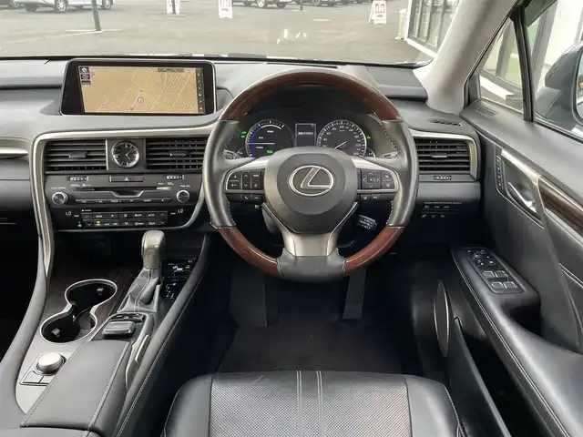 レクサス ＲＸ 450hL 道央・札幌 2019(平31)年 12.4万km グラファイトブラックガラスフレーク ４WD/純正メーカーナビ/CD/DVD/BD/BT/フルセグ/プリクラッシュセーフティ/横滑り防止装置/レーダークルーズコントロール/レーンキープアシスト/クリアランスソナー/ブラインドスポットモニター/パノラミックビューモニター/ビルトインETC/ドライブレコーダー/HUD/EVMODE/自動防眩ミラー/サンルーフ/パワーバックドア/前席パワーシート/前席メモリーシート/前席シートヒーター/前席エアシート/電動格納サードシート/レザーシート/革巻きウッドコンビステアリング/ステアリングリモコン/ハンドルヒーター/AC100V/電動パーキング/ブレーキホールド/MTモード付AT/プッシュスタート/スマートキー/３眼LEDヘッドライト/オートライト/オートハイビーム/フォグランプ/電動格納ミラー/ヒーテッドドアミラー/ウィンカーミラー/純正フロアマット/ドアバイザー