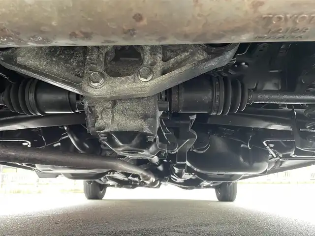 トヨタ ヴィッツ F 岐阜県 2009(平21)年 13.1万km スーパーレッドⅤ ワンオーナー/4WD/純正フロアマット/ドアバイザー/ウィンカーミラー/CD，AUX/リモコンキー/ABS/盗難防止装置システム/保証書