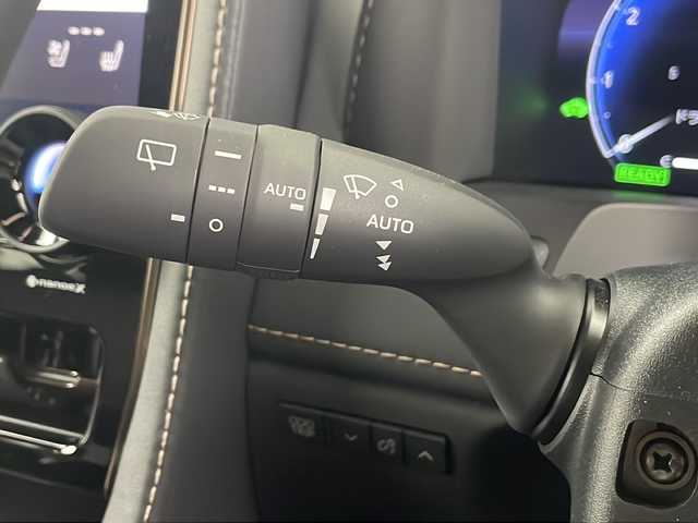 トヨタ アルファードハイブリット Z 埼玉県 2025(令7)年 0.2万km プラチナホワイトパールマイカ 後席モニター　/全方位カメラ　/ＢＳＭ　/ビルトインＥＴＣ２．０　/純正ディスプレイオーディオ　/ワイヤレス充電器　/電動リアゲート　/パワーシート　/シートヒーター/エアシート/ステアリングヒーター/レーダークルーズコントロール　/オートマティックハイビーム/両側パワースライドドア　/デジタルインナーミラー/ＨＤＭＩ/パドルシフト