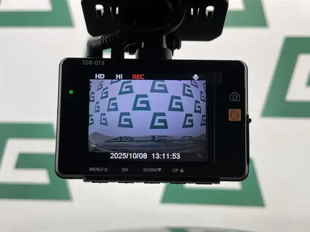 スズキ スイフト RSt 鹿児島県 2018(平30)年 5.6万km スーパーブラックパール 純正ナビ/(フルセグTV/Bluetooth/DVD/CD)/全方位カメラ/横滑り防止/LEDヘッドライト/オートライト/運転席シートヒーター/前後ドライブレコーダー/ETC/純正アルミホイール/フロアマット/プッシュスタート/スマートキー