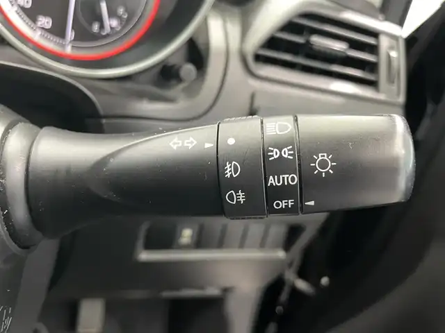 スズキ スイフト RSt 鹿児島県 2018(平30)年 5.6万km スーパーブラックパール 純正ナビ/(フルセグTV/Bluetooth/DVD/CD)/全方位カメラ/横滑り防止/LEDヘッドライト/オートライト/運転席シートヒーター/前後ドライブレコーダー/ETC/純正アルミホイール/フロアマット/プッシュスタート/スマートキー