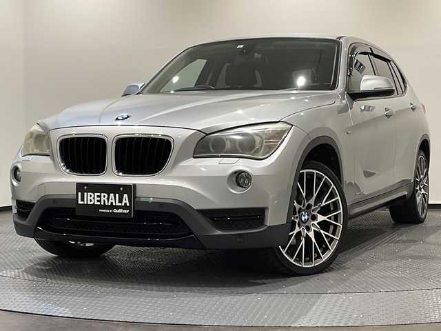 ＢＭＷ Ｘ１ xDrive 20i 新潟県 2013(平25)年 6.8万km グレイシャーシルバー アンチロックブレーキングシステム/ダイナミックスタビリティコントロール/ECOPROモード/ルームミラー内蔵ETC/バックカメラ/アイドリングストップ/プッシュスタート/４WD/USB端子/スペアキー１本