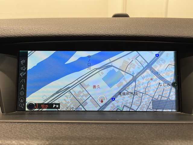 ＢＭＷ Ｘ１ xDrive 20i 新潟県 2013(平25)年 6.8万km グレイシャーシルバー アンチロックブレーキングシステム/ダイナミックスタビリティコントロール/ECOPROモード/ルームミラー内蔵ETC/バックカメラ/アイドリングストップ/プッシュスタート/４WD/USB端子/スペアキー１本