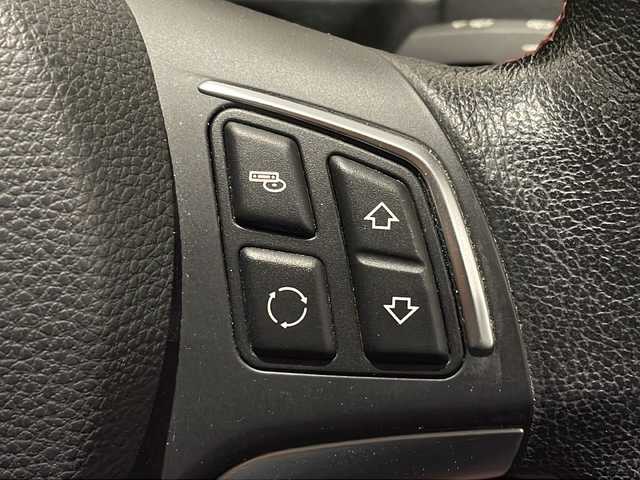ＢＭＷ Ｘ１ xDrive 20i 新潟県 2013(平25)年 6.8万km グレイシャーシルバー アンチロックブレーキングシステム/ダイナミックスタビリティコントロール/ECOPROモード/ルームミラー内蔵ETC/バックカメラ/アイドリングストップ/プッシュスタート/４WD/USB端子/スペアキー１本