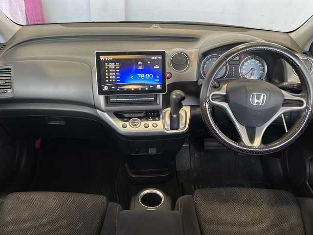 ホンダ ストリーム ZS 栃木県 2010(平22)年 7.6万km クリスタルブラックパール 社外ディスプレイオーディオ/・PIXYDA/・Bluetooth　CD　DVD/・TV フルセグ/・バックカメラ/ETC/純正フロアマット/純正16インチアルミホイール/LEDヘッドライト/オートライト/盗難防止装置