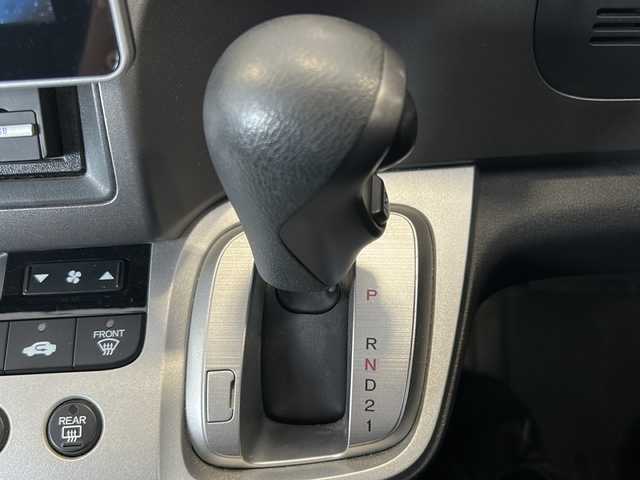 ホンダ ストリーム ZS 栃木県 2010(平22)年 7.6万km クリスタルブラックパール 社外ディスプレイオーディオ/・PIXYDA/・Bluetooth　CD　DVD/・TV フルセグ/・バックカメラ/ETC/純正フロアマット/純正16インチアルミホイール/LEDヘッドライト/オートライト/盗難防止装置