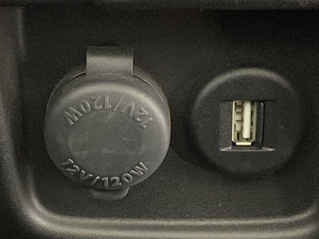 スズキ スペーシア HYBRID X 福岡県 2022(令4)年 1.9万km ピュアホワイトP 純正メモリナビ(フルセグTV/Bluetooth)全方位モニター衝突軽減ブレーキレーンキープアシストレーダークルコンシートヒーターサーキュレーターリアコーナーセンサーステアリングリモコン両側パワスラ電動格納ミラー