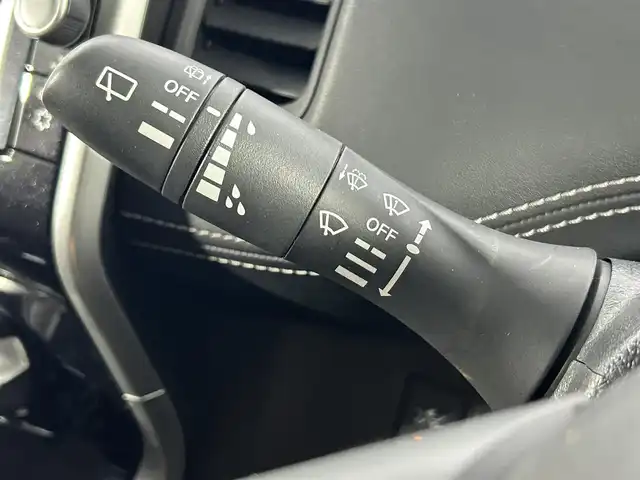 日産 セレナ ハイウェイスター Vセレクション 佐賀県 2018(平30)年 8.8万km ブリリアントホワイトパール 純正9インチナビ/フルセグTV/Bluetooth/CD/DVD/全方位カメラ/衝突被害軽減システム/自動駐車支援システム/クルーズコントロール/オートライト/オートマチックハイビーム/クリアランスソナー/LEDヘッドライト/LEDフォグライト/純正前方ドライブレコーダー/ビルトインETC/両側パワースライドドア/ハンズフリースライドドア/後席サンシェード/シートバックテーブル/純正フロアマット/純正16インチアルミホイール/スマートキー/スペアキー×1/ドアバイザー