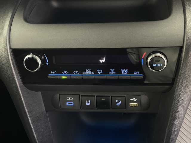 トヨタ ヤリスクロス ハイブリッド Z 鹿児島県 2023(令5)年 1.7万km センシュアルレッドマイカ ワンオーナー/モデリスタフルエアロ/メーカーナビ/パノラミックビューモニター/トヨタセーフティセンス/プリクラッシュセーフティ/ブラインドスポットモニター/レーダークルーズコントロール/オートハイビーム/電動パーキングブレーキ/パワーシート/純正フロアマット/シートヒーター/ステアリングヒーター/クリアランスソナー/LEDオートライト/ビルドインETC