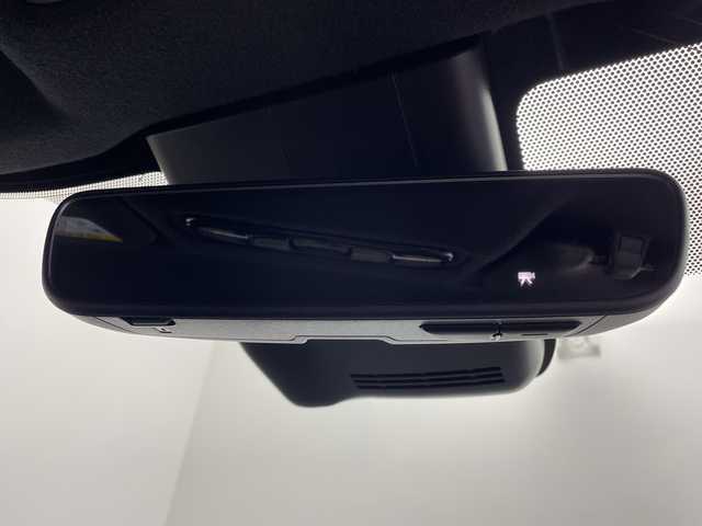 トヨタ ヤリスクロス ハイブリッド Z 鹿児島県 2023(令5)年 1.7万km センシュアルレッドマイカ ワンオーナー/モデリスタフルエアロ/メーカーナビ/パノラミックビューモニター/トヨタセーフティセンス/プリクラッシュセーフティ/ブラインドスポットモニター/レーダークルーズコントロール/オートハイビーム/電動パーキングブレーキ/パワーシート/純正フロアマット/シートヒーター/ステアリングヒーター/クリアランスソナー/LEDオートライト/ビルドインETC