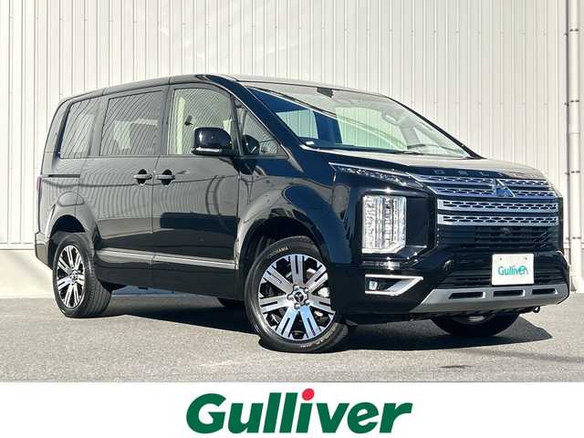 三菱 デリカＤ：５ G 群馬県 2023(令5)年 3.4万km アメジストブラック ワンオーナー/4WD/アルパイン製ナビ/　(AM/FM/CD/DVD/BT/SD/HDMI/)/全方位カメラ/アルパイン製フリップダウン/両側パワースライドドア/衝突被害軽減ブレーキ/車線逸脱警報/車線逸脱防止支援機能/レーダークルーズコントロール/AUTOライト/AUTOハイビーム/横すべり防止機能/アイドリングストップ/ステアリングリモコン/革巻きステアリング/ステアリングリモコン/パドルシフト