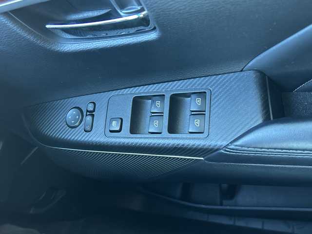 三菱 デリカＤ：５ G 群馬県 2023(令5)年 3.4万km アメジストブラック ワンオーナー/4WD/アルパイン製ナビ/　(AM/FM/CD/DVD/BT/SD/HDMI/)/全方位カメラ/アルパイン製フリップダウン/両側パワースライドドア/衝突被害軽減ブレーキ/車線逸脱警報/車線逸脱防止支援機能/レーダークルーズコントロール/AUTOライト/AUTOハイビーム/横すべり防止機能/アイドリングストップ/ステアリングリモコン/革巻きステアリング/ステアリングリモコン/パドルシフト