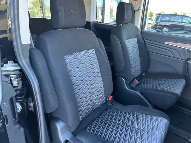 三菱 デリカＤ：５ G 群馬県 2023(令5)年 3.4万km アメジストブラック ワンオーナー/4WD/アルパイン製ナビ/　(AM/FM/CD/DVD/BT/SD/HDMI/)/全方位カメラ/アルパイン製フリップダウン/両側パワースライドドア/衝突被害軽減ブレーキ/車線逸脱警報/車線逸脱防止支援機能/レーダークルーズコントロール/AUTOライト/AUTOハイビーム/横すべり防止機能/アイドリングストップ/ステアリングリモコン/革巻きステアリング/ステアリングリモコン/パドルシフト