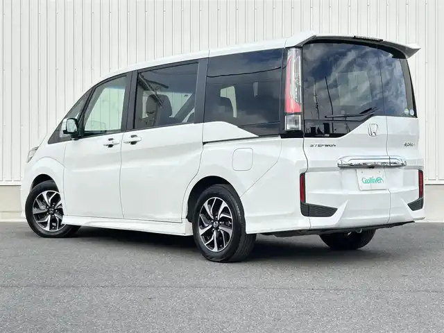 ホンダ ステップワゴン スパーダ ホンダセンシング 群馬県 2020(令2)年 4.8万km プラチナホワイトパール ワンオーナー/ホンダセンシング/・衝突軽減ブレーキシステム/・先行車検知/・先行車発進お知らせ/・路外逸脱抑制機能/・レーンキープアシスト/・標識認識システム/純正9インチインターナビ　VXM-217VFNi/　(CD DVD Bluetooth　フルセグTV SD AM FM)/純正フリップダウンモニター/バックカメラ/ビルトインETC2.0/両側パワースライドドア/アイドリングストップ/純正ドライブレコーダー（前方録画）/LEDヘッドライト/オートライト/革巻きステアリング/ステアリングスイッチ/パドルシフト/横滑り防止/電動格納ウィンカーミラー/純正フロアマット