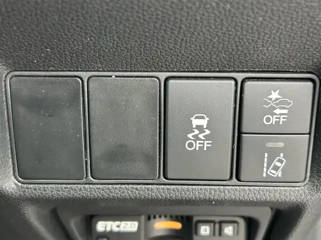 ホンダ ステップワゴン スパーダ ホンダセンシング 群馬県 2020(令2)年 4.8万km プラチナホワイトパール ワンオーナー/ホンダセンシング/・衝突軽減ブレーキシステム/・先行車検知/・先行車発進お知らせ/・路外逸脱抑制機能/・レーンキープアシスト/・標識認識システム/純正9インチインターナビ　VXM-217VFNi/　(CD DVD Bluetooth　フルセグTV SD AM FM)/純正フリップダウンモニター/バックカメラ/ビルトインETC2.0/両側パワースライドドア/アイドリングストップ/純正ドライブレコーダー（前方録画）/LEDヘッドライト/オートライト/革巻きステアリング/ステアリングスイッチ/パドルシフト/横滑り防止/電動格納ウィンカーミラー/純正フロアマット