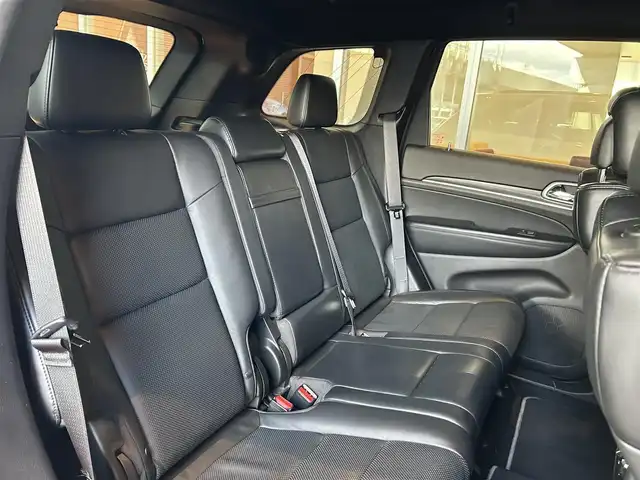 クライスラー・ジープ ジープ グランドチェロキー WK 10thアニバーサリーED 宮城県 2021(令3)年 1.5万km 白 特別仕様車/ワンオーナー/アダプティブクルーズコントロール/レーンキープアシスト/ブラインドスポットアシスト/純正ナビゲーションシステム/フルセグTV/フロント/サイド/バックカメラ/ブラックレザーシート/シートベンチレーション/シートヒーター/パワーシート/ステアリングヒーター/純正18インチAW/スマートキー/パワーバックドア/ルーフレール