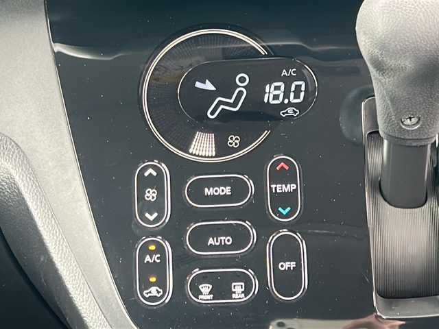 日産 デイズ ルークス ハイウェイスターX Gパッケージ 石川県 2017(平29)年 4.5万km プレミアムパープルP 純正ナビ/DVD/フルセグ/Bluetooth/SD/衝突軽減ブレーキ/プッシュスタート/アラウンドビューモニター/ETC/純正15インチAW/オートLEDヘッドライト/フォグライト/横滑り防止装置/ウィンカーミラー/純正フロアマット/スマートキー
