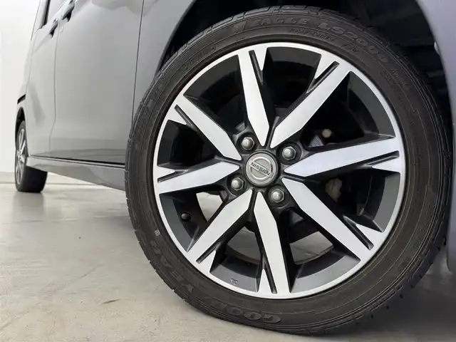 日産 デイズ ルークス ハイウェイスターX Gパッケージ 福岡県 2017(平29)年 4.5万km プレミアムパープルP 純正ナビ／フルセグＴＶ　/アラウンドビューモニター　/ＥＴＣ　/衝突被害軽減ブレーキ　/横滑り防止装置　/アイドリングストップ　/両側電動スライドドア　/プッシュスタート　/ステアリングスイッチ　/純正１５インチＡＷ