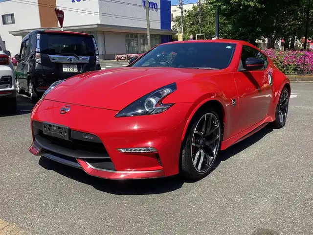 日産 フェアレディ Ｚ ニスモ 神奈川県 2020(令2)年 4.2万km バイブラントレッド ワンオーナー/純正ナビ、TV/バックモニタ/ETC/HIDヘッドライト/専用チューニングコンピューター/YAMAHA製パフォーマンスダンパー/バケットシート