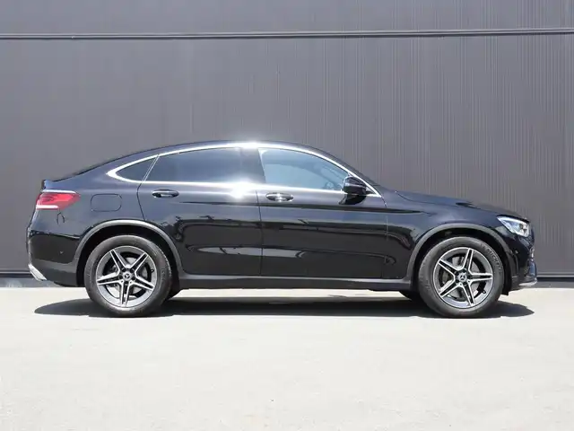 メルセデス・ベンツ ＧＬＣ２２０ d 4マチック クーペ AMGライン 静岡県 2019(令1)年 4.8万km オブシディアンブラック 純正ナビ/フルセグTV/レーダーセーフティパッケージ/・衝突軽減ブレーキ/・BSM/・ディストロニック/・ステアリングアシスト/サンルーフ/360°カメラ/ACC/全席シートヒーター/エアサス/パドルシフト