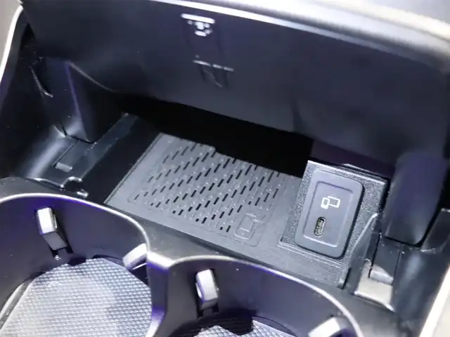 メルセデス・ベンツ ＧＬＣ２２０ d 4マチック クーペ AMGライン 静岡県 2019(令1)年 4.8万km オブシディアンブラック 純正ナビ/フルセグTV/レーダーセーフティパッケージ/・衝突軽減ブレーキ/・BSM/・ディストロニック/・ステアリングアシスト/サンルーフ/360°カメラ/ACC/全席シートヒーター/エアサス/パドルシフト
