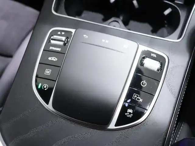 メルセデス・ベンツ ＧＬＣ２２０ d 4マチック クーペ AMGライン 静岡県 2019(令1)年 4.8万km オブシディアンブラック 純正ナビ/フルセグTV/レーダーセーフティパッケージ/・衝突軽減ブレーキ/・BSM/・ディストロニック/・ステアリングアシスト/サンルーフ/360°カメラ/ACC/全席シートヒーター/エアサス/パドルシフト