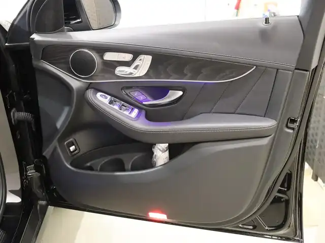 メルセデス・ベンツ ＧＬＣ２２０ d 4マチック クーペ AMGライン 静岡県 2019(令1)年 4.8万km オブシディアンブラック 純正ナビ/フルセグTV/レーダーセーフティパッケージ/・衝突軽減ブレーキ/・BSM/・ディストロニック/・ステアリングアシスト/サンルーフ/360°カメラ/ACC/全席シートヒーター/エアサス/パドルシフト