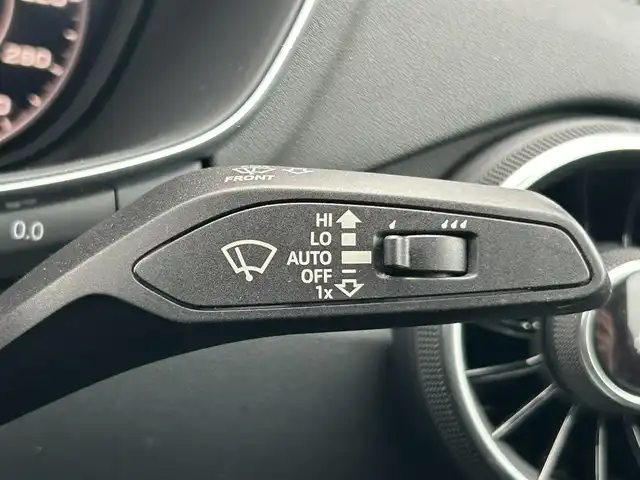 アウディ ＴＴクーペ 2．0 TFSI クワトロ 道南・函館 2016(平28)年 4万km 白 マトリクスLED/黒レザーシート/前席シートヒーター/バーチャルコクピット/純正ナビTV/AUX・USB・Bluetooth/バックカメラ/前後コーナーセンサー/アダクティブクルーズコントロール/ブラインドスポット/ETC2.0/スマートキー