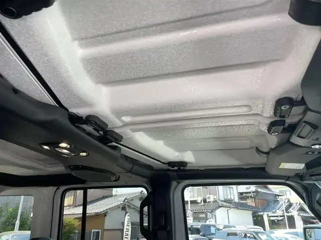 クライスラー・ジープ ジープ ラングラー アンリミテッド サハラ 香川県 2019(令1)年 5.5万km 白 スマートキー/4WD/アイドリングストップ/ACC/バックカメラ/純正ナビ/地デジ/Bluetooth/ETC/ブラックレザーシート/シートヒーター/純正18インチアルミ/コーナーセンサー/ブラインドスポットモニター/衝突軽減