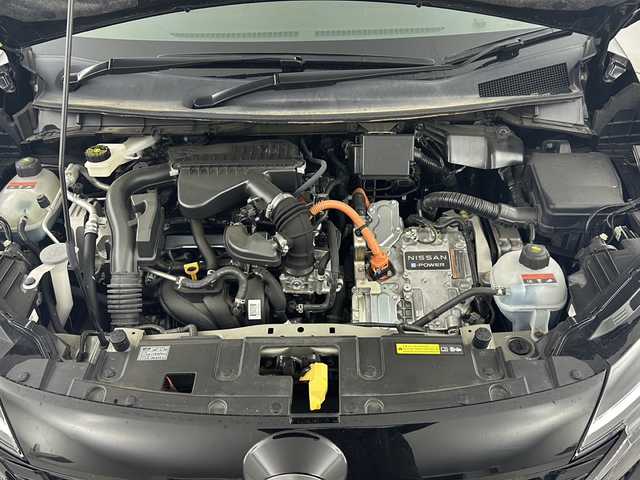 日産 オーラ ニスモ 愛知県 2022(令4)年 2.5万km スーパーブラック メーカーオプション/・USB電源ソケット/・ワイヤレス充電器/・ビルトインETC2.0/・ステアリングスイッチ/純正9インチディスプレイナビ/(フルグ/Bluetooth/AppleCarPlay/AndoroidAuto/HDMI)/全周囲・バックカメラ/プロパイロット/デジタルインナーミラー/純正ドライブレコーダー/ステアリングヒーター/LEDヘッドライト/純正17インチAW/オートライト/電子パーキングブレーキ/スマートキー＆プッシュスタート