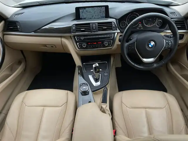 ＢＭＷ ３２０ｉ ラグジュアリー 山梨県 2014(平26)年 6.4万km 白 当店買取/白革/純正HDDナビ/バックカメラ/前席シートヒーター/アンビエントライト/オートライト/HIDヘッドライト/衝突警告/レーンキープ/クルコン/コーナーセンサー/純正17インチAW/ドラレコ/ETC/スペアキー
