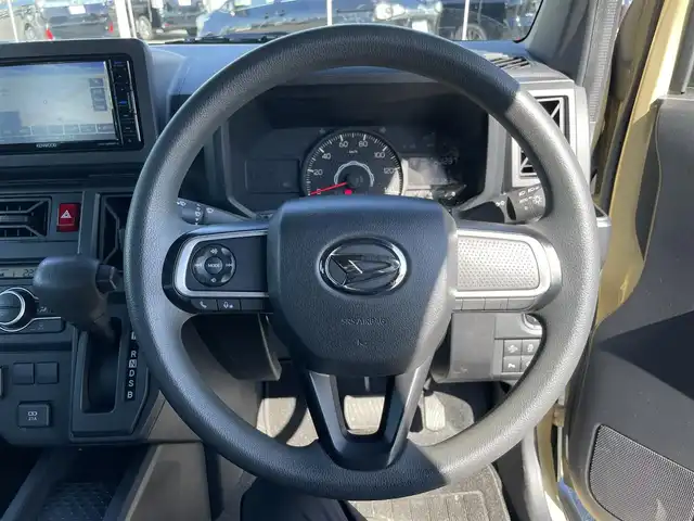 ダイハツ タフト X 大阪府 2022(令4)年 4.1万km サンドベージュメタリック (株)IDOMが運営する【じしゃロン堺店】の自社ローン専用車両になります。/こちらは現金またはオートローンご利用時の価格です。自社ローンご希望の方は別途その旨お申付け下さい