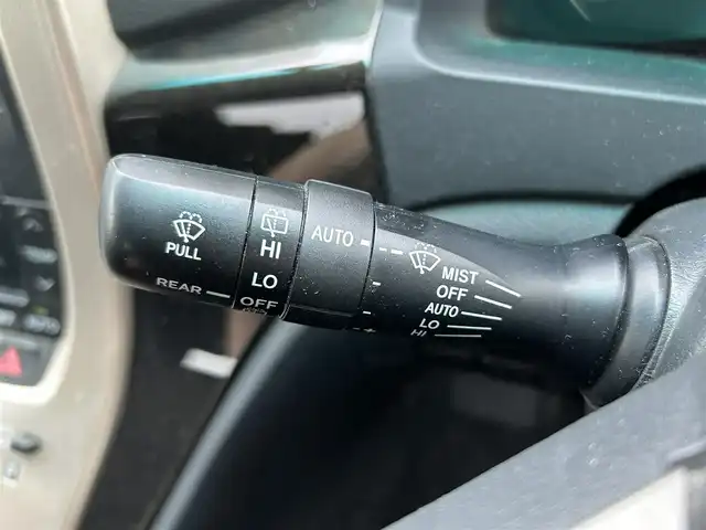 トヨタ ヴェルファイア 2．4Z ゴールデンアイズ 長崎県 2012(平24)年 11.4万km ブラック (株)IDOMが運営する【じしゃロン長崎店】の自社ローン専用車両になりますこちらは現金またはオートローンご利用時の価格です。自社ローンご希望の方は別途その旨お申付け下さい/ナビ　/バックカメラ　/フリップダウンモニター　/電動リアゲート　/両側パワースライドドア　/ハーフレザーシート　/プッシュスタート　/コーナーセンサー　/クルーズコントロール　/ＨＩＤヘッドライト　/オートライト/フォグランプ/ＥＴＣ