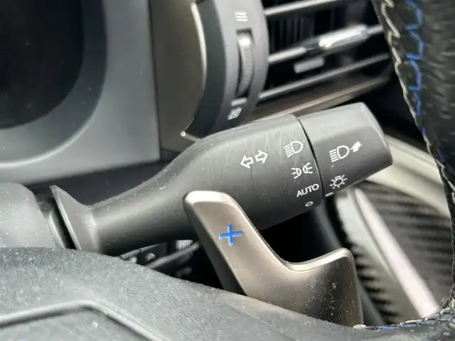 レクサス ＲＣ Ｆ カーボンエクステリアパッケージ 東京都 2018(平30)年 2.7万km グラファイトブラックガラスフレーク 純正ナビ/バックカメラ/ビルトインETC2.0/パワーシート/シートヒーター/ベンチレーションシート/ハンドルヒーター/3眼LEDヘッドライト/レクサスセーフティシステム＋/・プリクラッシュセーフティ/・レーンディパーチャーアラート/・オートマチックハイビーム/・ブラインドスポットモニター/・レーダークルーズコントロール/・コーナーセンサー