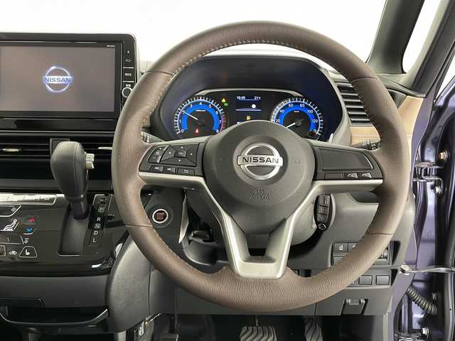 日産 ルークス ハイウェイスター X 長野県 2020(令2)年 4.2万km パープルⅡ 4WD/純正ナビ/両側パワースライドドア/エマージェンシーブレーキ/バックカメラ/サイドカメラ/アイドリングストップ/先行車発進お知らせ/車線逸脱警報/速度標識表示/道路標識表示/フルセグTV/Bluetooth/ビルトインETC/シートヒーター（運転席、助手席）/オートライト/LEDヘッドライト/オートマチックハイビーム/純正フロアマット/純正アルミホイール/ステアリングスイッチ/電動格納ミラー/ドアバイザー