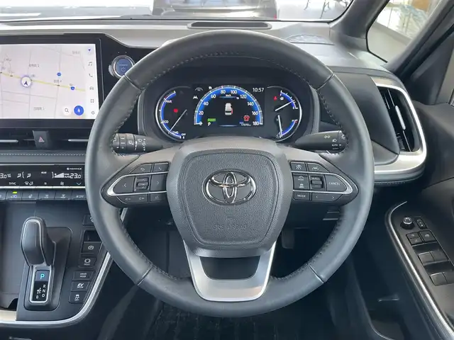 トヨタ ヴォクシー ハイブリッド S－Z 栃木県 2022(令4)年 1.7万km ホワイトパールクリスタルシャイン ワンオーナー/モデリスタエアロ/純正ナビ/（DVD/BT/CD/HDMI/フルセグTV/Miracast/USB）/純正フリップダウンモニター/全方位カメラ/両側パワースライドドア/ヘッドアップディスプレイ/デジタルインナーミラー/パワーバックドア/レーダークルーズコントロール/パーキングアシスト/レーンキープアシスト/オートマチックハイビーム/ハンドルヒーター/ハーフレザーシート/シートヒーター/ドライブレコーダー/2.0ETC/ドアバイザー/保証書/取説/スペアキー