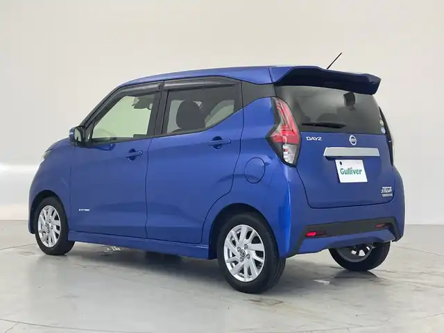 日産 デイズ ハイウェイスターX 愛知県 2020(令2)年 4.1万km オーシャンブルーP 純正ナビ/・フルセグ/・Bluetooth/・CD/バックカメラ/フォグランプ/ステアリングスイッチ/ETC/ドライブレコーダー/コーナーセンサー/ABS/車線逸脱抑制装置/横滑り防止装置/盗難防止装置/衝突軽減ブレーキ/オートライト/LEDヘッドライト/カーテンエアバック/純正アルミホイール/スマートキー