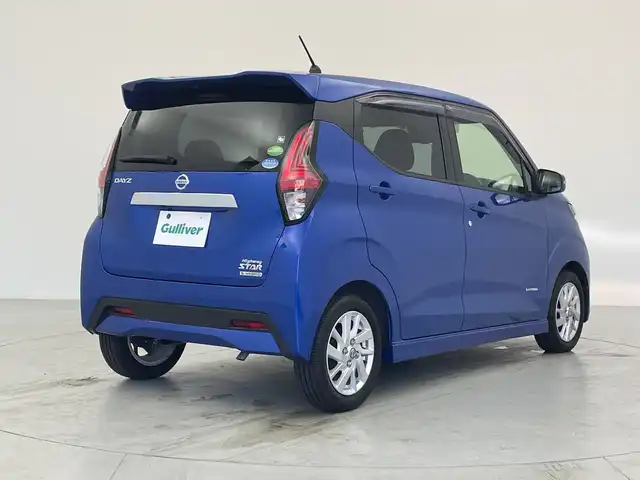日産 デイズ ハイウェイスターX 愛知県 2020(令2)年 4.1万km オーシャンブルーP 純正ナビ/・フルセグ/・Bluetooth/・CD/バックカメラ/フォグランプ/ステアリングスイッチ/ETC/ドライブレコーダー/コーナーセンサー/ABS/車線逸脱抑制装置/横滑り防止装置/盗難防止装置/衝突軽減ブレーキ/オートライト/LEDヘッドライト/カーテンエアバック/純正アルミホイール/スマートキー