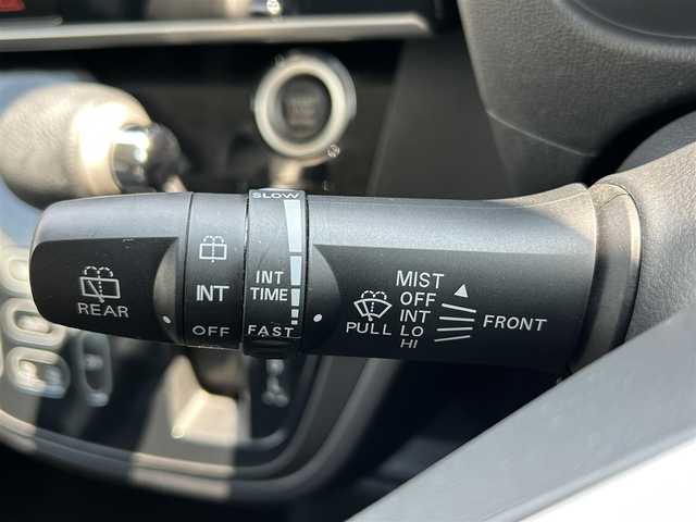 日産 デイズ ルークス X Vセレクション 熊本県 2019(令1)年 1.9万km ホワイトソリッド/アイスブルー 衝突軽減ブレーキ/プッシュスタート/社外ナビ/アラウンドビューモニター/ETC/純正14インチAW/両側パワースライドドア/前後コーナーセンサー/横滑り防止装置/フロアマット/ドアバイザー