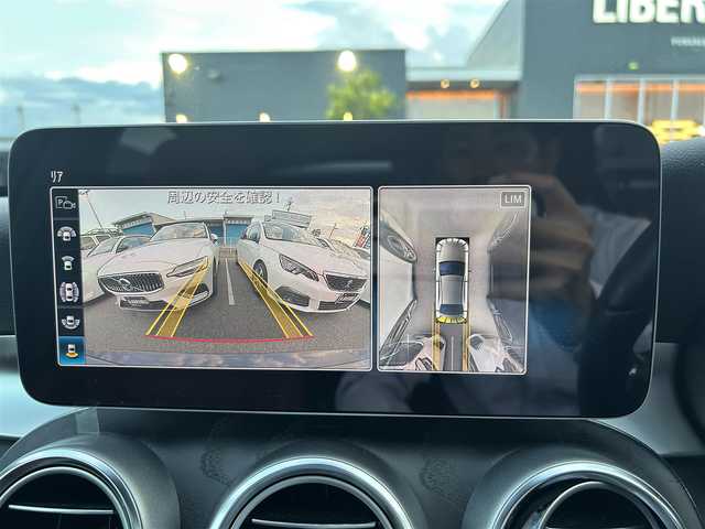 メルセデス・ベンツ Ｃ２２０ｄ ローレウスエディション 滋賀県 2020(令2)年 4.4万km グレー レザーエクスクルーシブパッケージ/ベンチレーターシート(D/N)/パノラミミックスライディングルーフ/Burmesterサウンド/エアバランスパッケージ/純正ナビ/フルセグTV/BT/USB/360°カメラ/HUD/ワイヤレスチャージ/電動リアドア/レーダーセーフティー/ACC/LKA/BSM