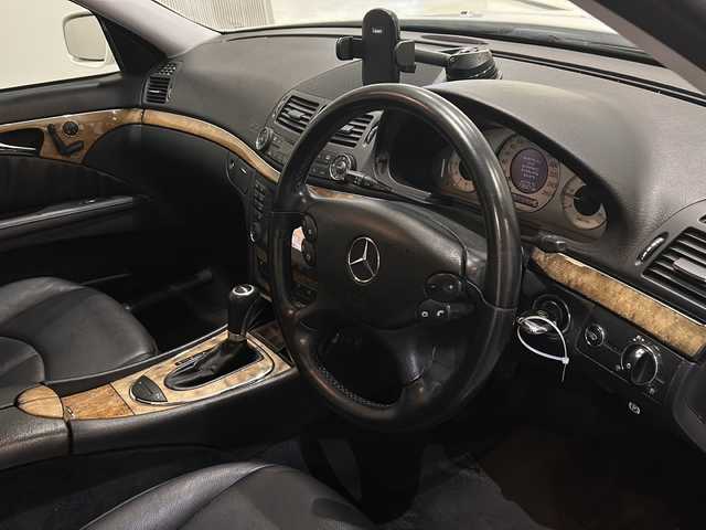 メルセデス・ベンツ Ｅ３２０ CDI アバンギャルド 新潟県 2006(平18)年 15.2万km ポーラホワイト ビークルダイナミックコントロール/クルーズコントロール/イモビライザー/電動ドアミラー/盗難防止装置/ETC/パワーシート（D/N席）/ドライブレコーダー