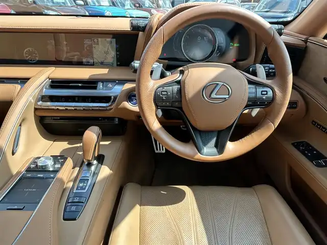 レクサス ＬＣ 500h Lパッケージ 愛知県 2019(平31)年 5.5万km ラディアントレッドコントラストレイヤリング スマートキー/プッシュスタート/ガラスルーフ/マークレビンソンサウンド/純正メーカーナビ/フルセグTV（キャンセラー付き）/BT/バックカメラ/ビルトインETC/純正21インチAW/純正キャリパー/レクサスセーフティセンス/BSM/HUD/レーダークルーズコントロール/クリアランスソナー/前後ドライブレコーダー/レザーシート/前席パワーシート（D席メモリー付き）/前席シートヒーター /エアシート/ハンドルヒーター /純正フロアマット/取説、保証書/スペアキー