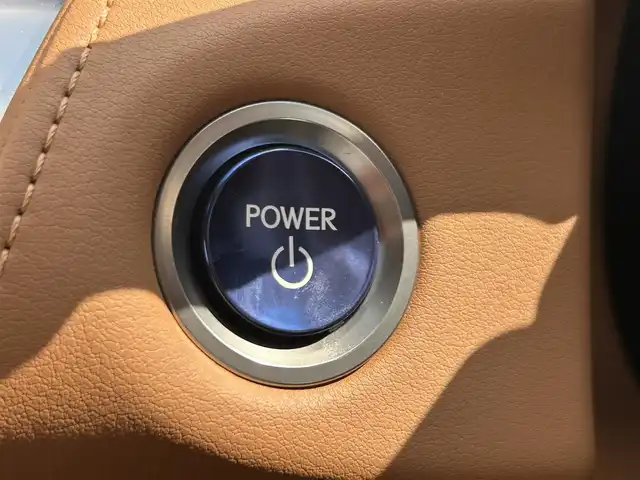 レクサス ＬＣ 500h Lパッケージ 愛知県 2019(平31)年 5.5万km ラディアントレッドコントラストレイヤリング スマートキー/プッシュスタート/ガラスルーフ/マークレビンソンサウンド/純正メーカーナビ/フルセグTV（キャンセラー付き）/BT/バックカメラ/ビルトインETC/純正21インチAW/純正キャリパー/レクサスセーフティセンス/BSM/HUD/レーダークルーズコントロール/クリアランスソナー/前後ドライブレコーダー/レザーシート/前席パワーシート（D席メモリー付き）/前席シートヒーター /エアシート/ハンドルヒーター /純正フロアマット/取説、保証書/スペアキー