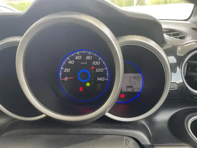 ホンダ Ｎ ＢＯＸ カスタム G ターボSSパッケージ 愛知県 2013(平25)年 3万km プレミアムホワイトパール (株)IDOMが運営する【じしゃロン豊川店】の自社ローン専用車両になります。こちらは現金またはオートローンご利用時の価格です。自社ローンご希望の方は別途その旨お申付け下さい/ 社外メモリナビ/　◯ CD再生機能/　◯ DVD再生機能/　◯ BT対応/　◯ フルセグTV/ バックカメラ/ ETC/ 両側パワースライドドア/ 革巻ハンドル/ ステアリングスイッチ/ パドルシフト/ クルーズコントロール/ ドアバイザー/ ウインカーミラー/ 純正フロアマット