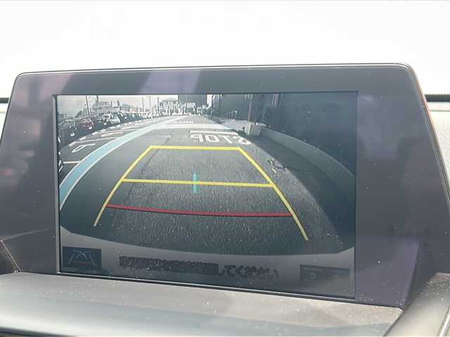 トヨタ クラウン ハイブリッド RS 広島県 2018(平30)年 9.8万km ホワイトパールクリスタルシャイン トヨタセーフティセンス/・プリクラッシュセーフティ/・レーンキープアシスト/・オートマチックハイビーム/純正SDナビ/CD/DVD/フルセグ/Bluetooth/バックカメラ/ビルトインETC2.0/レーダークルーズコントロール/前席パワーシート/前席シートヒーター/純正18インチアルミホイール/コーナーセンサー/LEDヘッドライト/フォグランプ/スマートキー/スペアキー/プッシュスタート