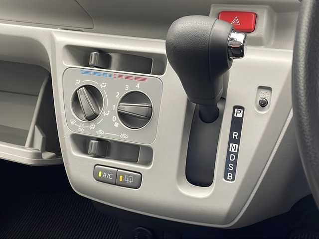 ダイハツ ミラ イース X リミテッド SAⅢ 沖縄県 2019(令1)年 3.9万km マゼンタベリーマイカM 社外ナビ(ＣＮ－ＲＥ０６ＷＤ)/(フルセグＴＶ　Ｂｌｕｅｔｏｏｔｈ　ＣＤ　ＤＶＤ　ＡＭ　ＦＭ)　/バックカメラ　/ドライブレコーダー　/ＥＴＣ　/キーレスエントリー　/スペアキー/アイドリングストップ　/ＬＥＤヘッドライト　/オートマチックハイビーム/電動格納ミラー　/純正フロアマット