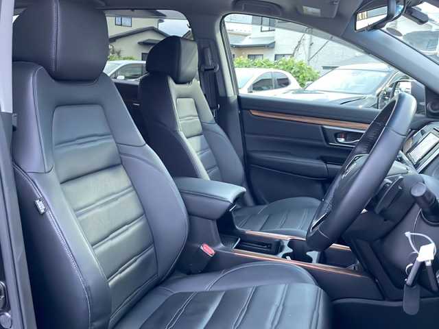ホンダ ＣＲ－Ｖ ハイブリッド EX・マスターピース 岩手県 2019(平31)年 7万km ルーセブラックM ワンオーナー　パノラマサンルーフ　バックモニター　ドラレコ　アダプティブクルコン　コーナーセンサー　衝突軽減ブレーキ　車線維持支援　ＬＥＤオートライト　純正ナビＴＶ　ＥＴＣ２．０　本革シート