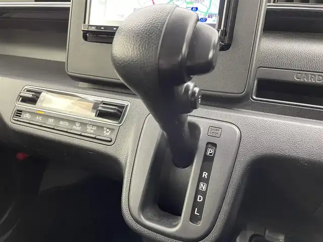 スズキ ワゴンＲ HYBRID FX リミテッド 富山県 2019(平31)年 3.4万km ピュアホワイトP 4WD/社外ナビ【CN-RE07D】/(AM/FM/CD/DVD/SD/BT)/フルセグTV/バックカメラ/ヘッドアップディスプレイ/衝突被害軽減ブレーキ/レーンキープアシスト/オートLEDヘッドライト/横滑り防止装置/ETC/ドライブレコーダー前後/スマートキー×２/前席シートヒーター/プッシュスタート/社外フロアマット/アイドリングストップ/純正14インチAW/ドアバイザー