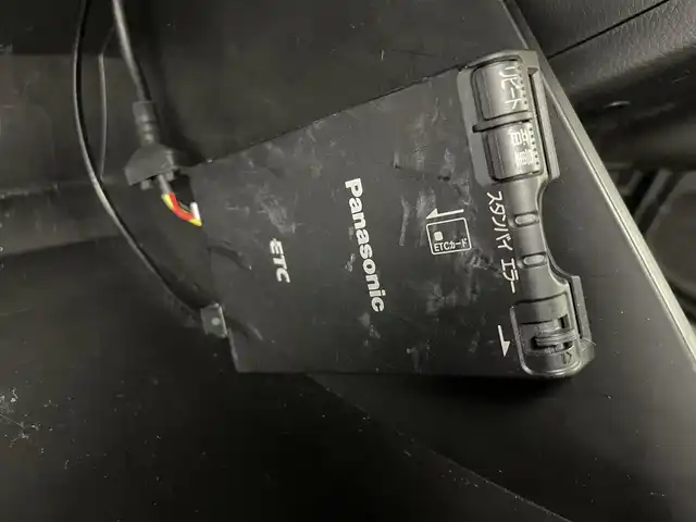 スズキ ワゴンＲ HYBRID FX リミテッド 富山県 2019(平31)年 3.4万km ピュアホワイトP 4WD/社外ナビ【CN-RE07D】/(AM/FM/CD/DVD/SD/BT)/フルセグTV/バックカメラ/ヘッドアップディスプレイ/衝突被害軽減ブレーキ/レーンキープアシスト/オートLEDヘッドライト/横滑り防止装置/ETC/ドライブレコーダー前後/スマートキー×２/前席シートヒーター/プッシュスタート/社外フロアマット/アイドリングストップ/純正14インチAW/ドアバイザー